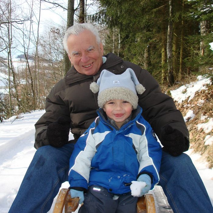 Dzisiejsi 65-latkowie mają formę fizyczną i poznawczą 40-45-latka sprzed trzydziestu lat