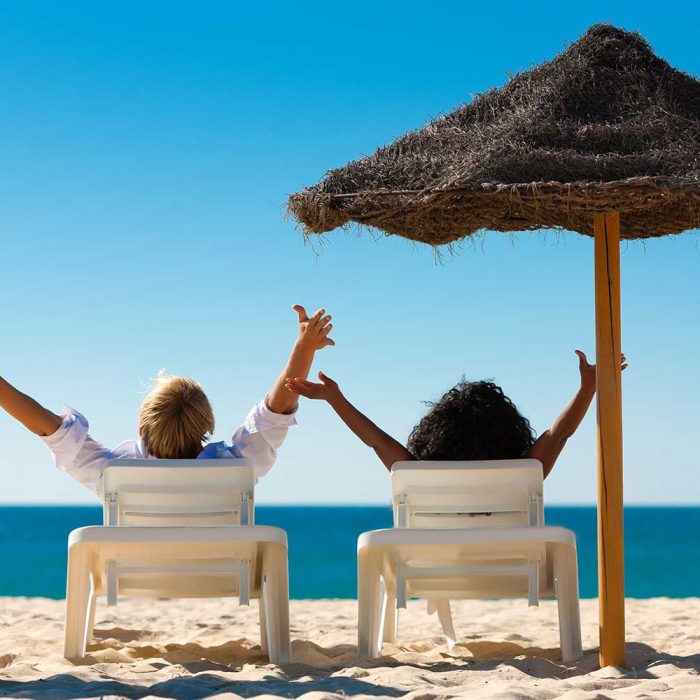 Szczepiłes się przeciwko Covid-19? Jesteś ozdrowieńcem? Ostrożnie korzystaj ze słońca